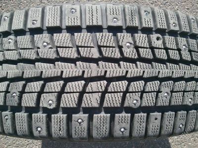 Лот: 1232118. Фото: 1. Dunlop Winter Ice 01 зимние шипованные... Шины
