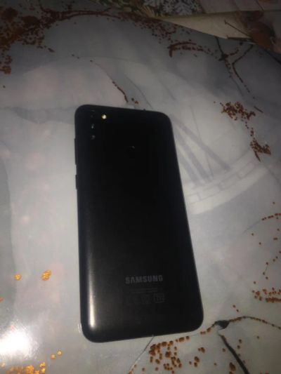 Лот: 21179368. Фото: 1. Телефон samsung galaxy m11. Смартфоны