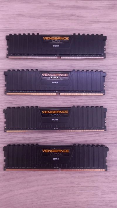 Лот: 25428567. Фото: 1. Оперативная память Corsair Vengeance... Оперативная память