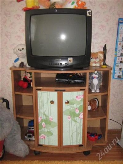 Лот: 2957096. Фото: 1. Телевизор с тумбой. Телевизоры