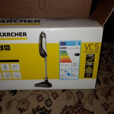 Лот: 18813596. Фото: 1. Пылесос вертикальный Karcher VC5. Пылесосы, паровые швабры