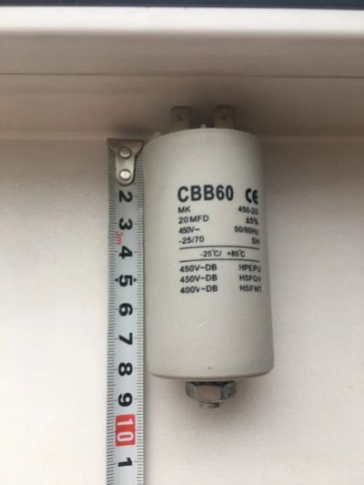 Лот: 19690494. Фото: 1. пусковой конденсатор CBB60 20mfd... Конденсаторы