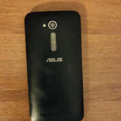 Лот: 23999737. Фото: 1. Asus ZenFone Go ZB500KL. Смартфоны