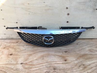 Лот: 18526511. Фото: 1. Решетка радиатора Mazda Premacy... Кузов