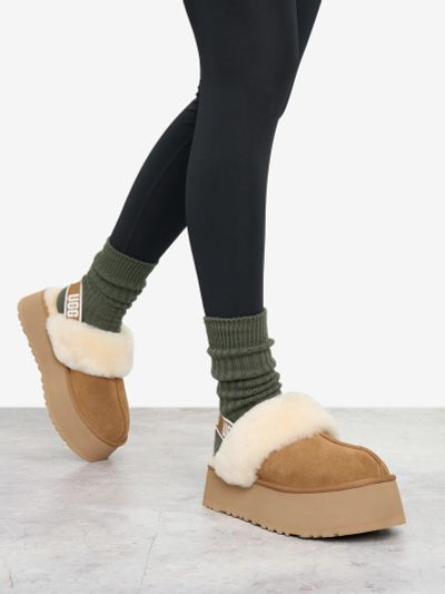 Лот: 25368808. Фото: 1. Угги женские UGG Funkette, Коричневый. Сапоги