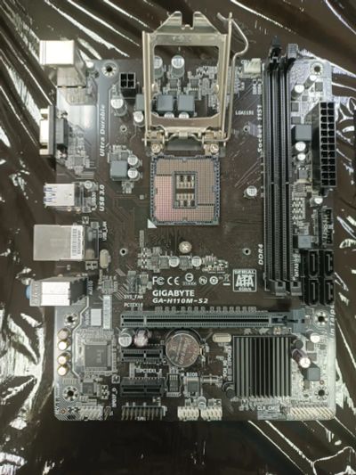 Лот: 25129985. Фото: 1. Материнская плата Gigabite ga-h110m-s2. Материнские платы