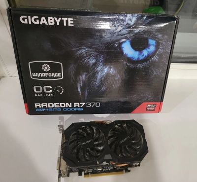 Лот: 19899523. Фото: 1. видеокарта Gigabyte AMD R9 370... Видеокарты