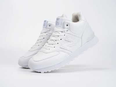 Лот: 25116861. Фото: 1. Зимние Кроссовки New Balance 574... Кеды, кроссовки, слипоны