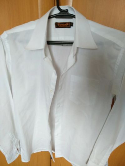Лот: 14577598. Фото: 1. рубашка белая на мальчика 12 размер. Рубашки, блузки, водолазки