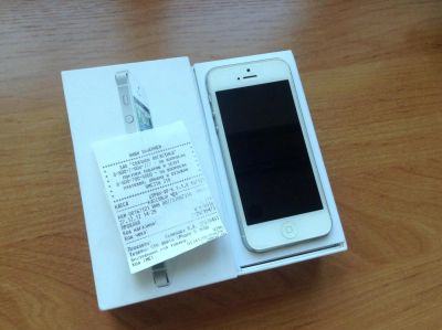Лот: 4523664. Фото: 1. Iphone 5 16gb полный комплект... Смартфоны