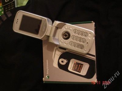 Лот: 125870. Фото: 1. z530i. Кнопочные мобильные телефоны