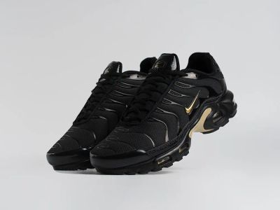 Лот: 25415405. Фото: 1. Кроссовки Nike Air Max Plus TN. Кеды, кроссовки, слипоны