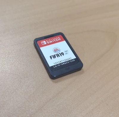 Лот: 14957793. Фото: 1. Картридж Fifa 2019 Nintendo Switch. Игры для консолей