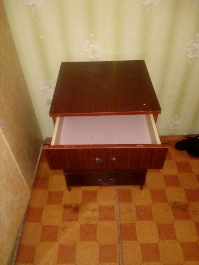 Лот: 9042461. Фото: 1. тумба тумбочка полка шкаф комод. Туалетные столики