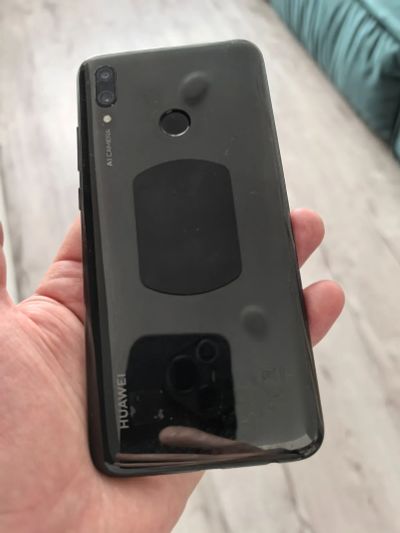 Лот: 25313492. Фото: 1. Смартфон Huawei P Smart 2019. Смартфоны
