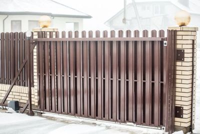 Лот: 15846053. Фото: 1. Откатные ворота из евроштакетника... Ворота, заборы, шлагбаумы