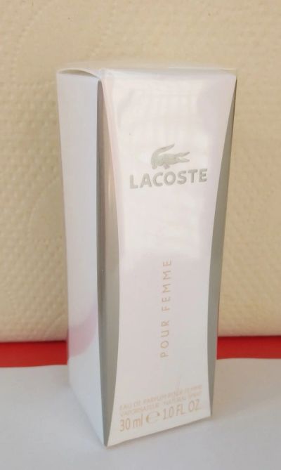 Лот: 3788784. Фото: 1. Парфюмированная вода Lacoste pour... Женская парфюмерия