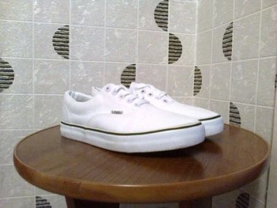 Лот: 4185759. Фото: 1. кеды Vans. Другое (одежда, обувь, галантерея)