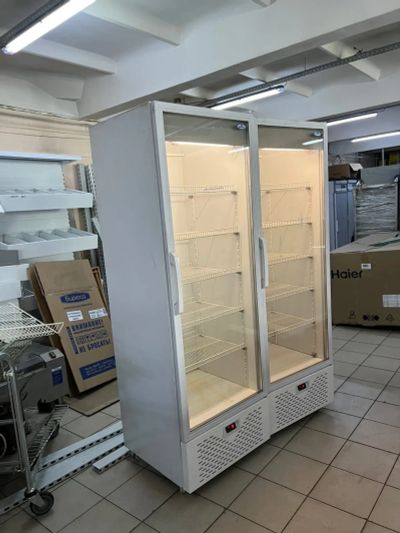 Лот: 20563325. Фото: 1. Холодильный шкаф-витрина Енисей... Холодильное