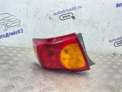 Лот: 25628589. Фото: 1. фонарь toyota corolla ZZE150L. Двигатель и элементы двигателя