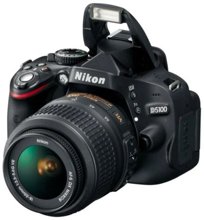 Лот: 3132975. Фото: 1. Nikon D5100 Kit AF-S DX 18-55... Цифровые зеркальные