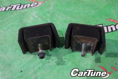 Лот: 10604126. Фото: 1. подушка двс nissan stagea WGNC34... Двигатель и элементы двигателя