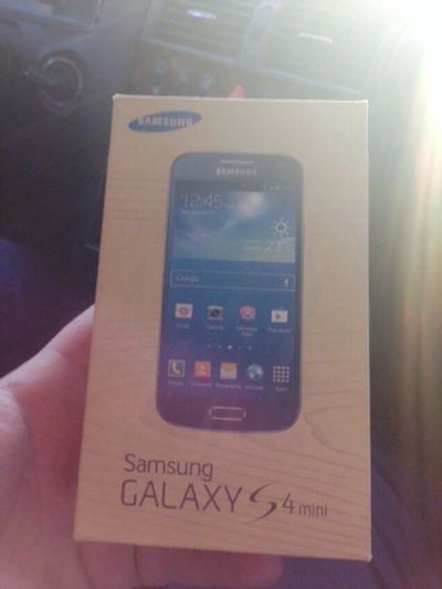 Лот: 5017768. Фото: 1. Samsung s4 mini. Смартфоны
