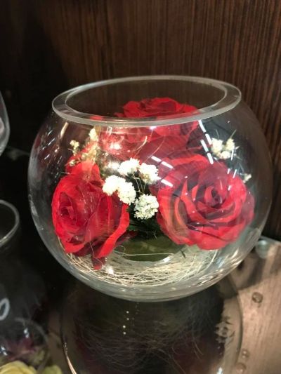 Лот: 11278152. Фото: 1. Натуральные цветы в стекле. Розы... Свежие цветы