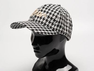 Лот: 24974563. Фото: 1. Кепка Dior. Шарфы, платки