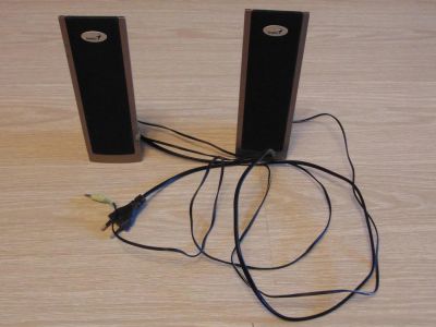 Лот: 4445719. Фото: 1. Компьютерные колоноки Genius SP-J06. Акустические системы