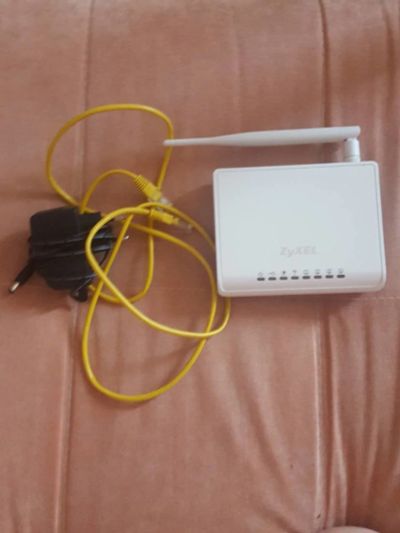 Лот: 11733809. Фото: 1. Wi-Fi роутер ZYXEL Keenetic. Маршрутизаторы (роутеры)