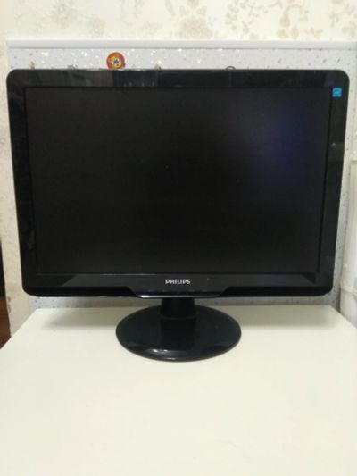 Лот: 18735572. Фото: 1. ЖК Монитор Philips 196E3L 19". ЖК-мониторы