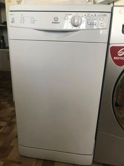 Лот: 11016337. Фото: 1. Посудомоечная машина Indesit DSG... Посудомоечные машины