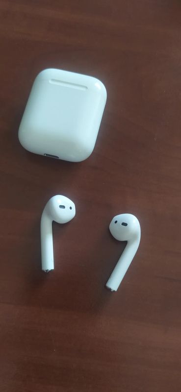 Лот: 20319293. Фото: 1. Наушники airpods 2 оригинал. Наушники, гарнитуры