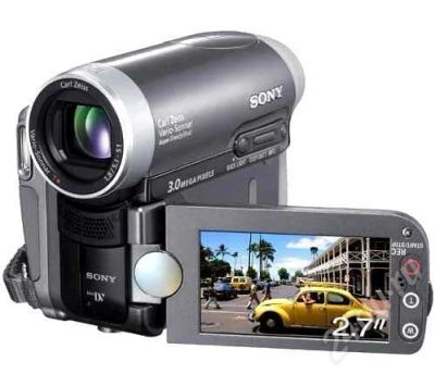 Лот: 705253. Фото: 1. Продам видеокамеру Sony DCR-HC90E... Видеокамеры