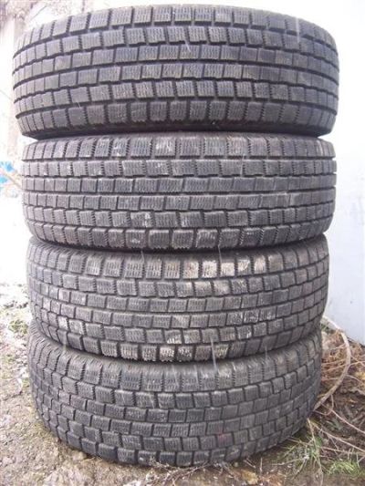 Лот: 2171226. Фото: 1. Шины 185/65 15 Yokohama iceGuard... Шины