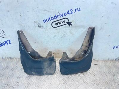 Лот: 25366431. Фото: 1. брызговики Renault Sandero BS12. Двигатель и элементы двигателя
