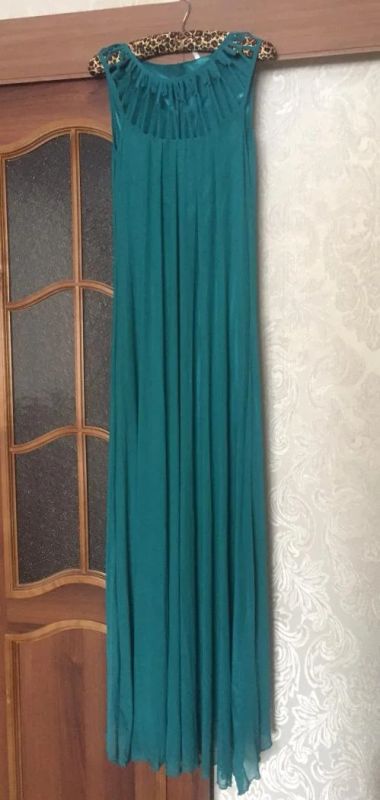 Лот: 9152817. Фото: 1. Платье в пол. Платья