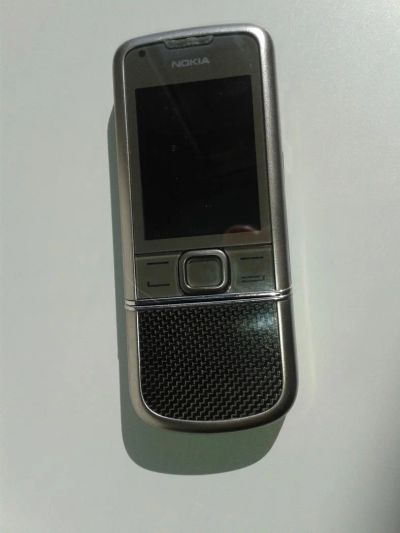 Лот: 3958020. Фото: 1. Сотовый телефон Nokia 8800 Carbon... Кнопочные мобильные телефоны