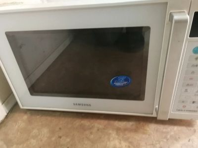 Лот: 12042074. Фото: 1. Samsung ce1110r. Микроволновки, мини-печи