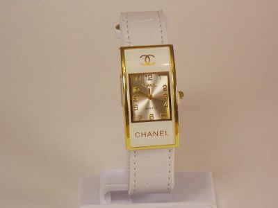 Лот: 8146042. Фото: 1. Часы женские Chanel белые ,в Наличии... Другие наручные часы