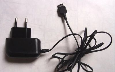 Лот: 25199555. Фото: 1. Зарядка адаптер Samsung 3 разных. Зарядные устройства, блоки питания, адаптеры сетевые для смартфонов