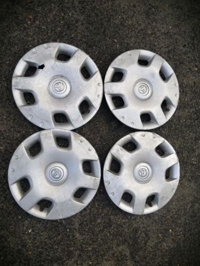 Лот: 16472700. Фото: 1. Колпаки Toyota R14. Колпаки