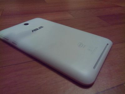 Лот: 7740055. Фото: 1. Asus memo Pad 7 в идеальном состоянии. Планшеты