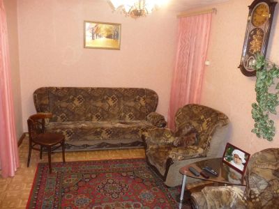 Лот: 3825484. Фото: 1. Диван и 2 кресла. Кресла, пуфы