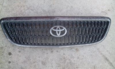 Лот: 6149972. Фото: 1. Решетка радиатора Toyota gaia. Кузов