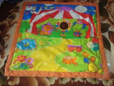 Лот: 864135. Фото: 1. Игровой коврик для малыша + мягкая... Для младенцев