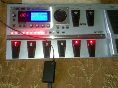 Лот: 12680631. Фото: 1. Boss GT-10. Гитарные эффекты и комбоусилители