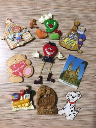 Лот: 13129266. Фото: 1. Куча магнитов на холодильник... Магниты сувенирные