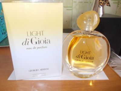 Лот: 14994333. Фото: 1. Light di Gioia от Armani 100мл... Женская парфюмерия